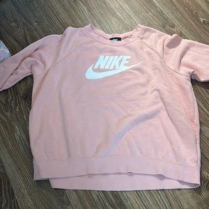 Light pink nike sweatshirt